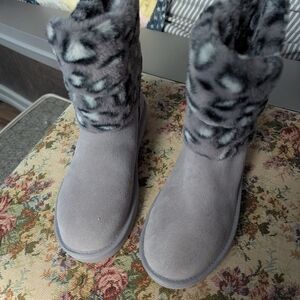 Koolaburra Gray Suede-Look Mid-Calf Boots with Faux Fur Cuff